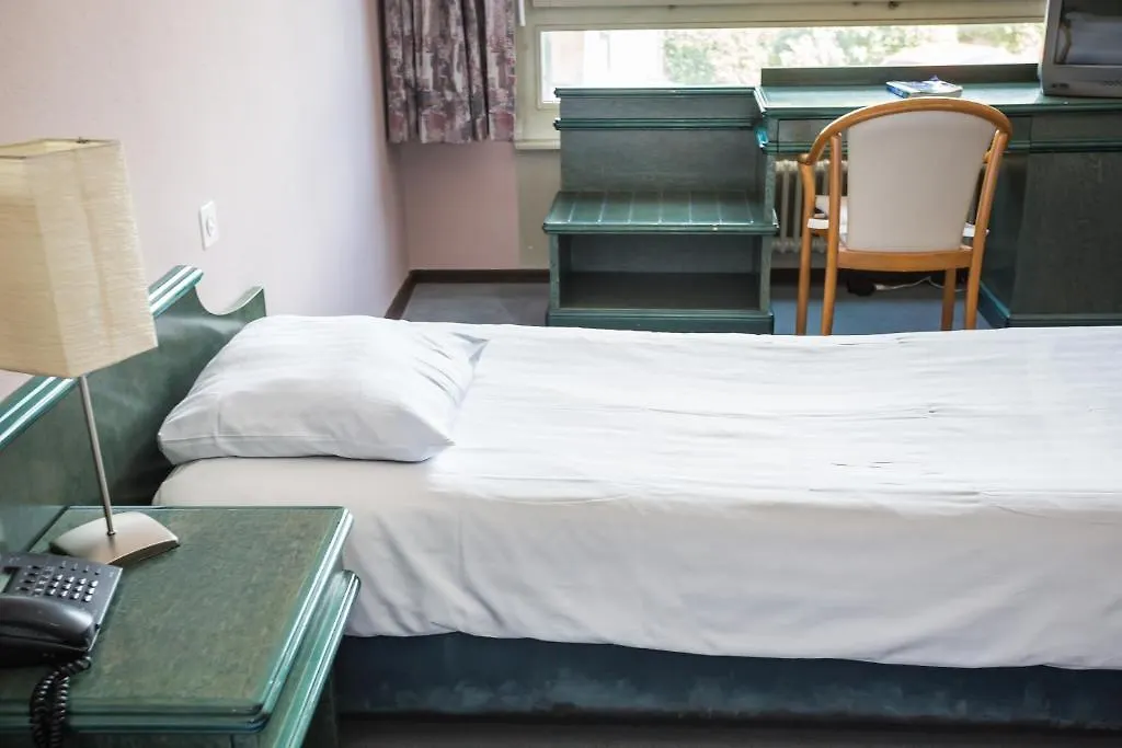 Trente Trois 33 Hotel Meyrin Switzerland