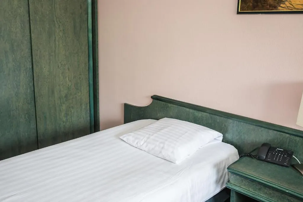 Trente Trois 33 Hotel Meyrin