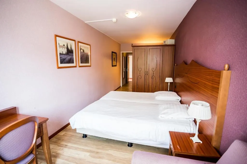Trente Trois 33 Hotel Meyrin