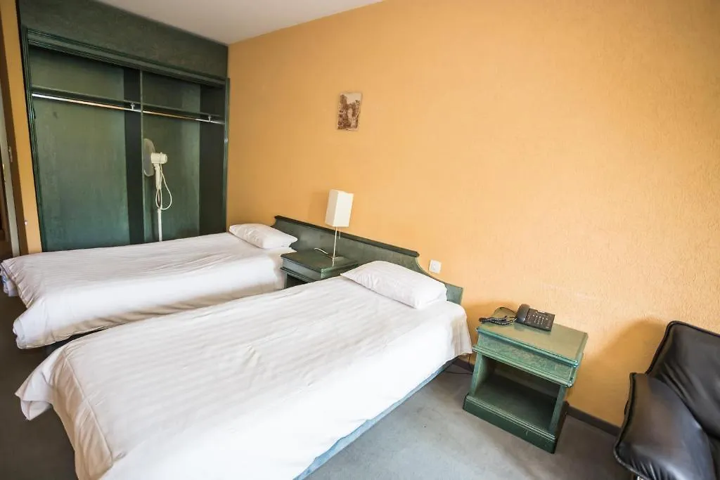 Trente Trois 33 Hotel Meyrin 3*,