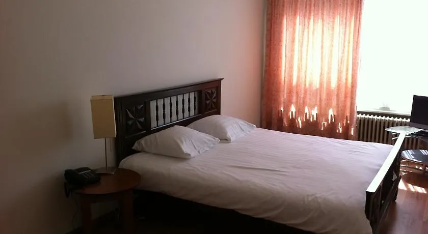 Trente Trois 33 Hotel Meyrin