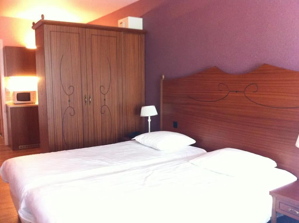 ***  Hotel Trente Trois 33 Meyrin Schweiz