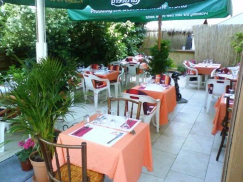 Hotel Trente Trois 33 Meyrin 3*,  Schweiz