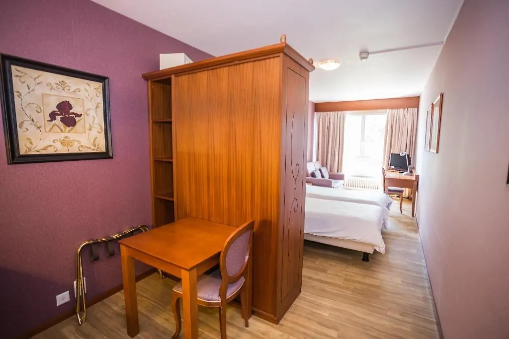 Hotel Trente Trois 33 Meyrin