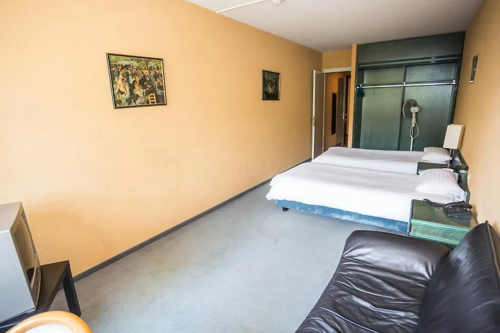 Hotel Trente Trois 33 Meyrin 3*,  Schweiz