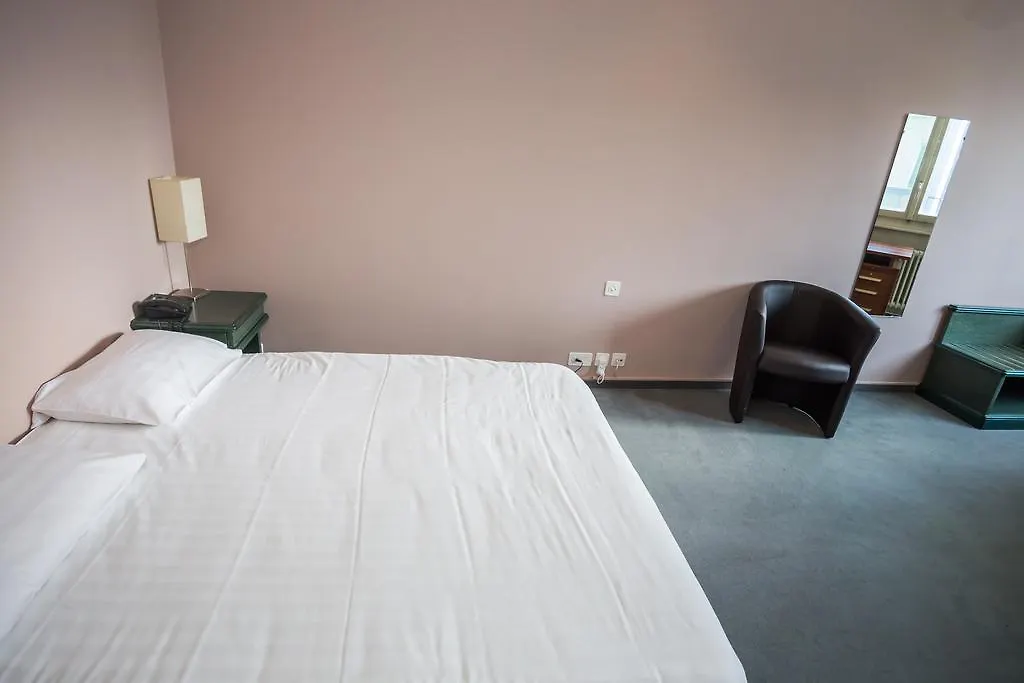 Hotel Trente Trois 33 Meyrin