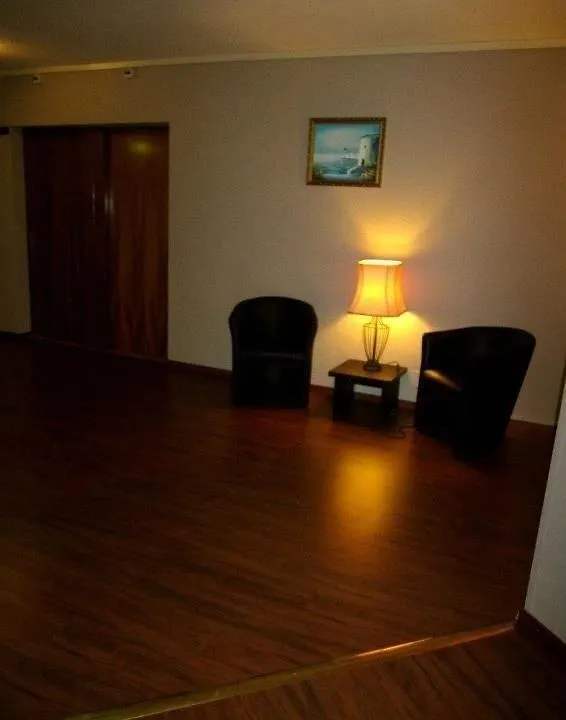 Hotel Trente Trois 33 Meyrin